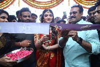 Sreeleela Inaugurates CMR Jewellery Showroom